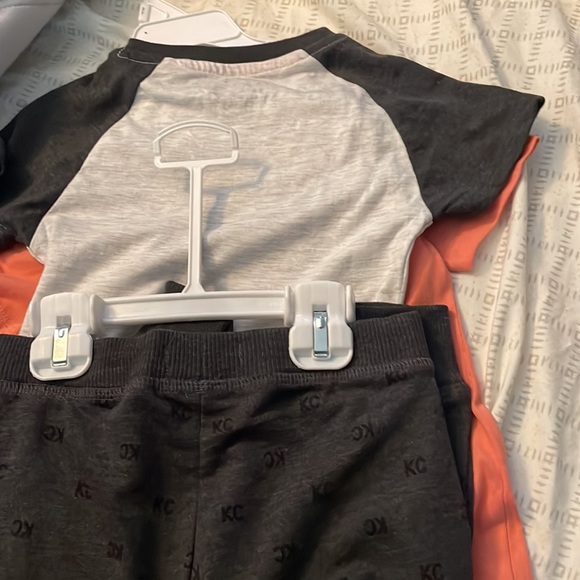 Kenneth Cole 3pc set - Picture 4 of 6